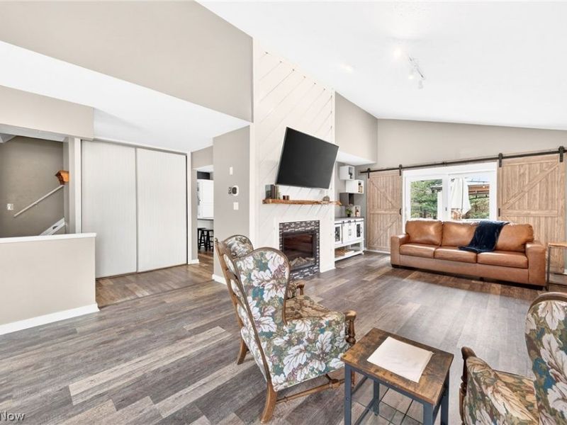 23760 Emmons Road, Columbia Station, OH 44028 Photo 5