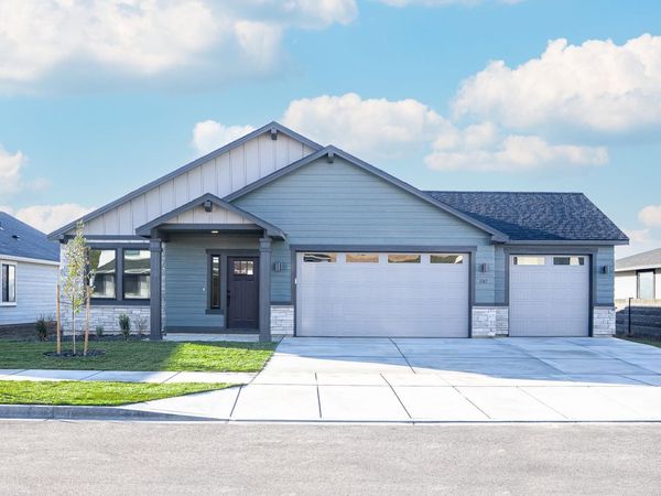 323 Peach Tree Ct, Cheney, WA 99004