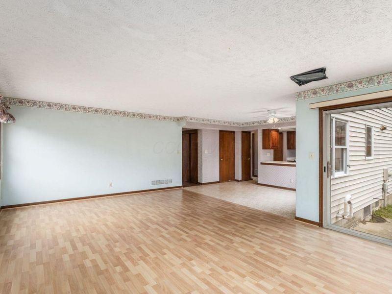 1075 Carousel Court , Westerville, OH 43081 Photo 14