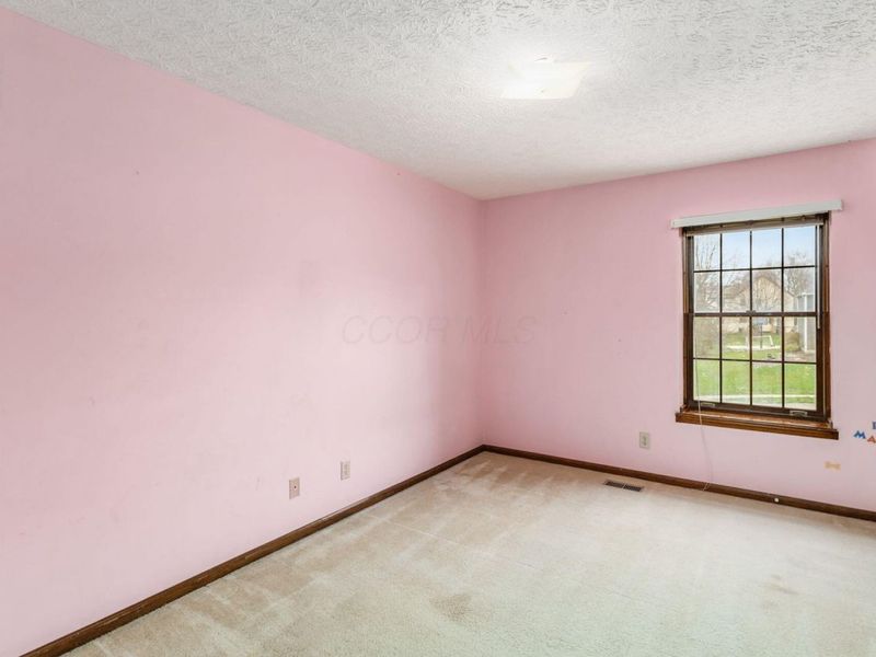 1075 Carousel Court , Westerville, OH 43081 Photo 24