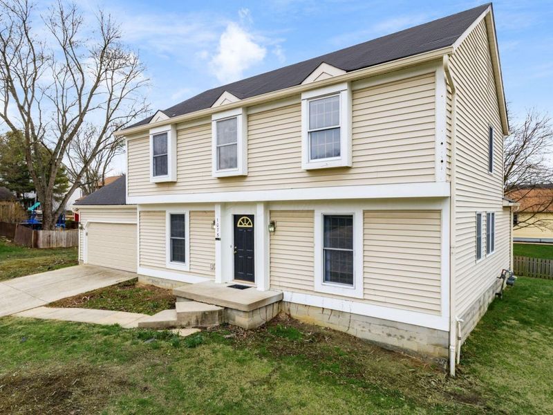 1075 Carousel Court , Westerville, OH 43081 Photo 3