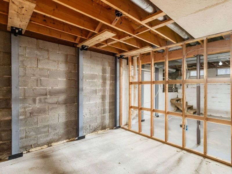 1075 Carousel Court , Westerville, OH 43081 Photo 35