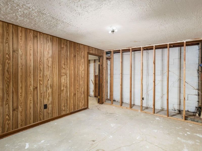 1075 Carousel Court , Westerville, OH 43081 Photo 36