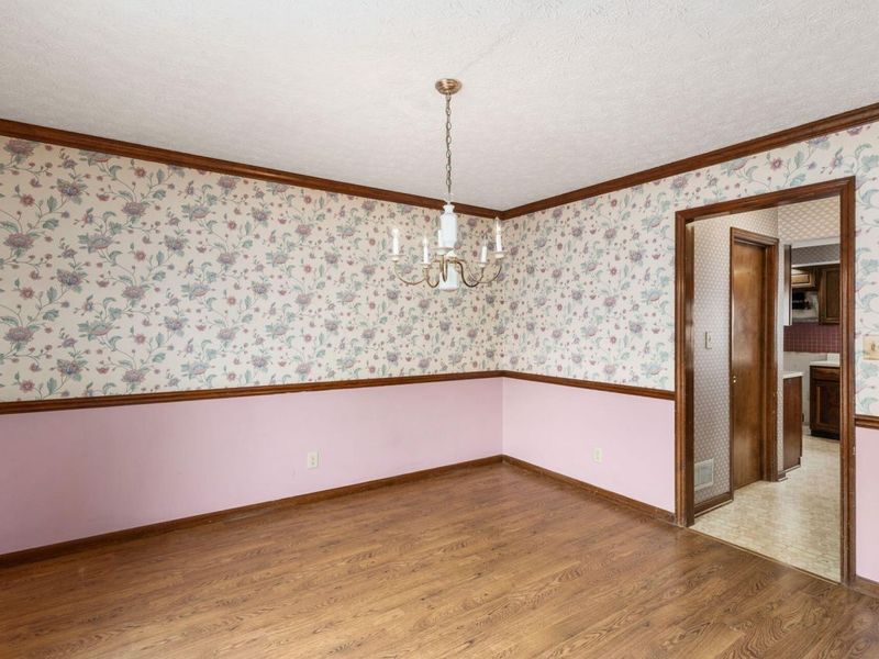 1075 Carousel Court , Westerville, OH 43081 Photo 7