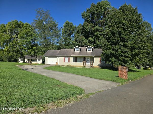 703 Duvall Court, Strawberry Plains, TN 37871