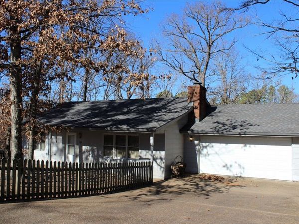 16 Tiverton Lane, Bella Vista, AR 72715