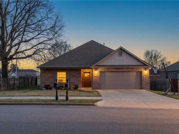 2201 Aspen, Siloam Springs, AR 72761