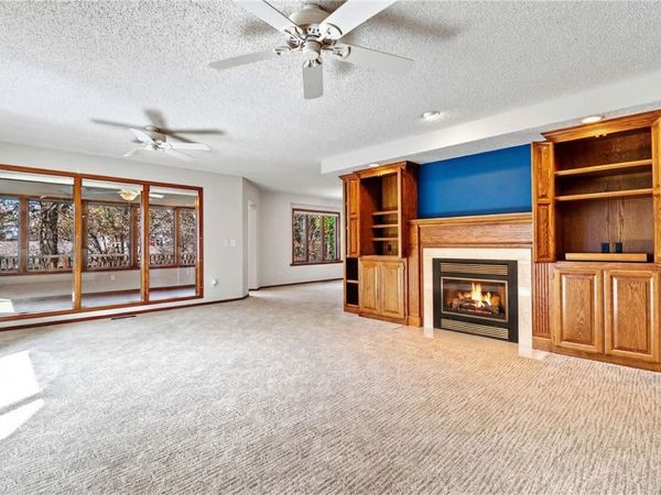 6 Banbury Lane, Bella Vista, AR 72714