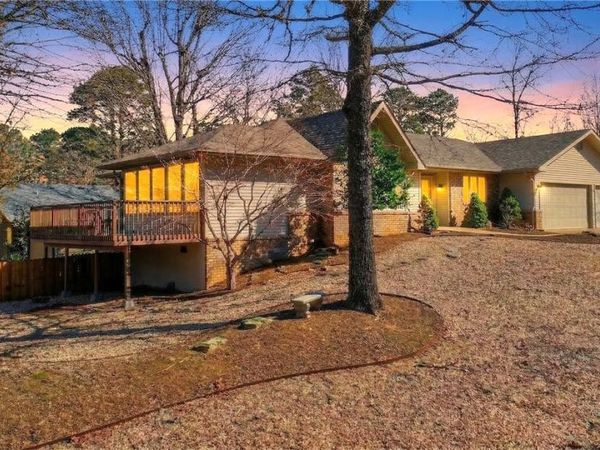 6 Banbury Lane, Bella Vista, AR 72714