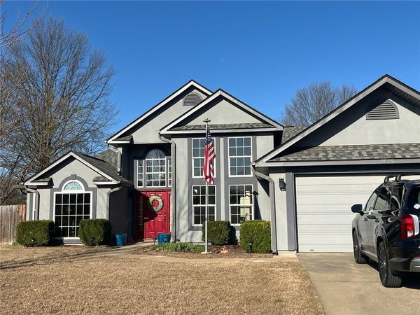 3029 N Quartz Drive, Fayetteville, AR 72704