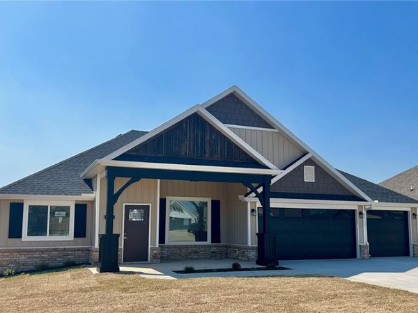 662 Summer Lane , Prairie Grove, AR 72753