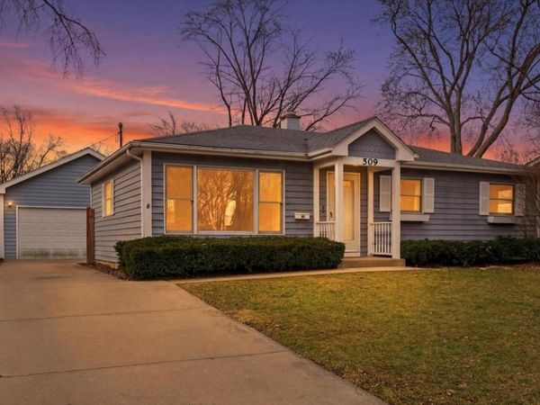 509 Bonniebrook Avenue , Mundelein, IL 60060