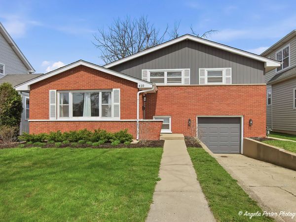 410 W Mueller Street, Arlington Heights, IL 60004