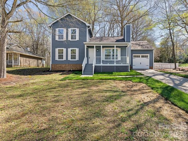 6223 Whitewater Drive, Charlotte, NC 28214