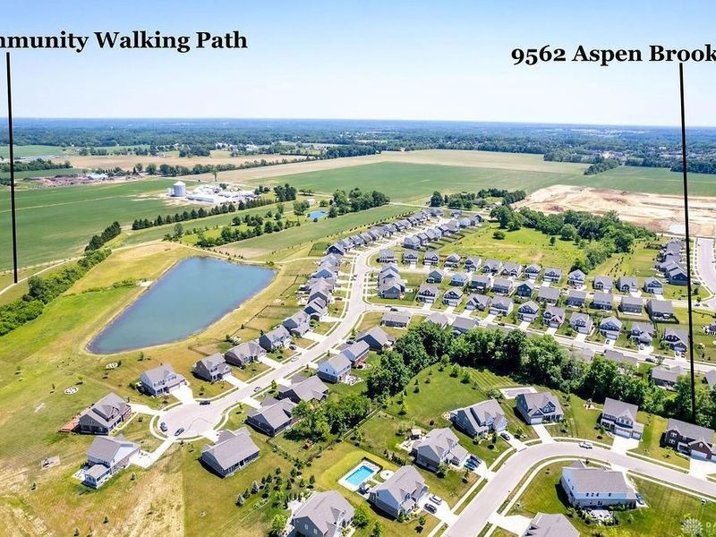 9562 Aspen Brook Court, Clearcreek Township, OH 45458 Photo 2