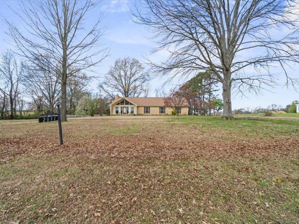 2051 SOLO RD, Covington, TN 38019