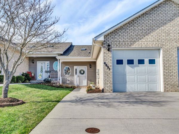 6651 Stonelyn Cottage CT , Roanoke, VA 24019