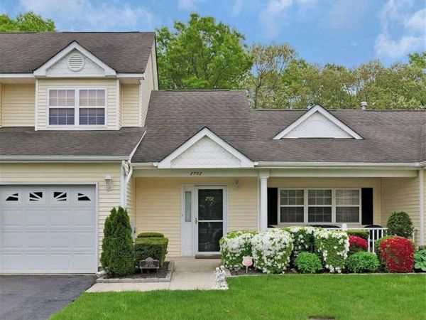 2702 Amen Corner , Riverhead, NY 11901