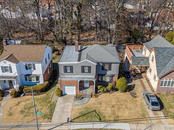 217-53 Kingsbury Avenue, Oakland Gardens, NY 11364