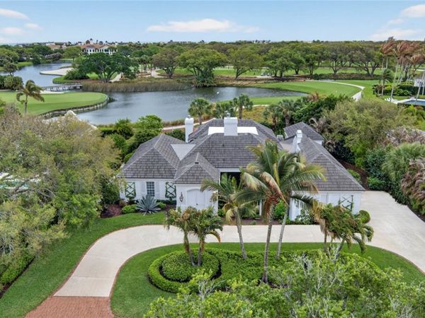 140 Island Creek Drive, Vero Beach, FL 32963