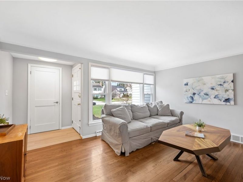 19017 Colahan Drive, Rocky River, OH 44116 Photo 3