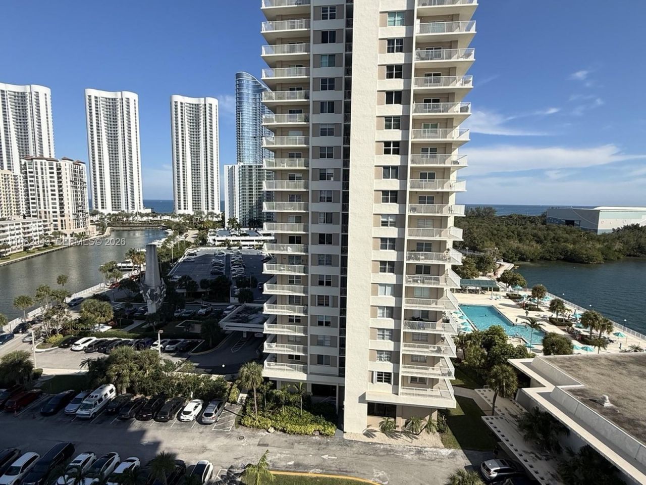 500 Bayview Dr, Unit 1031, Sunny Isles Beach, FL 33160 Photo