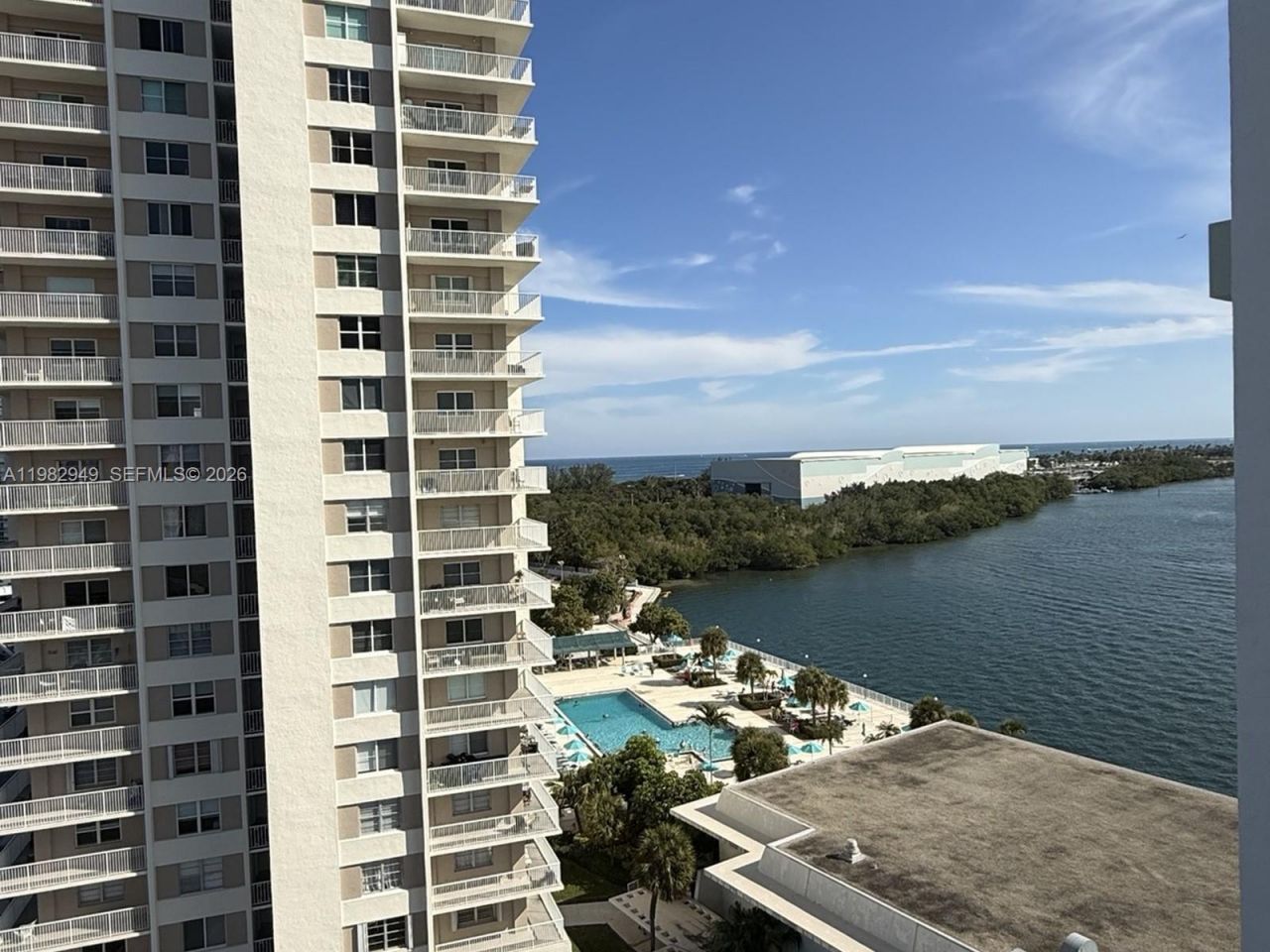 500 Bayview Dr, Unit 1031, Sunny Isles Beach, FL 33160 Photo