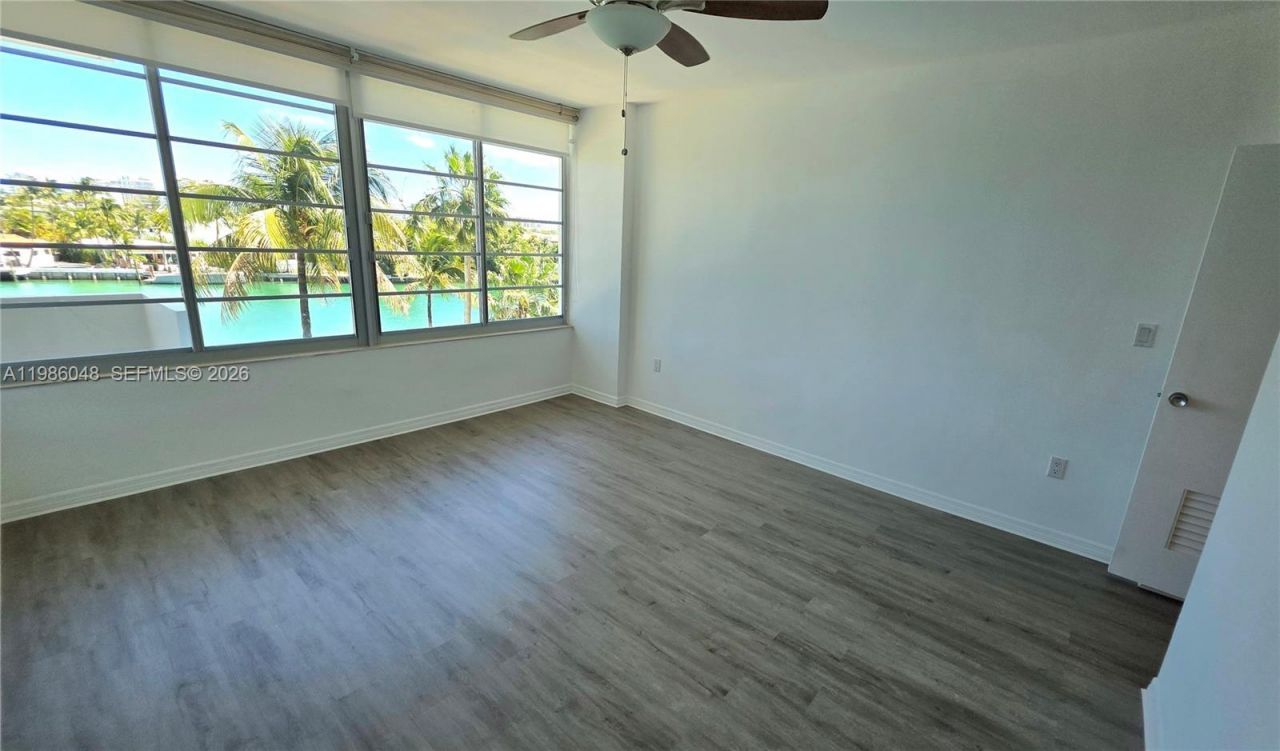 9101 E Bay Harbor Dr, Unit 404, Bay Harbor Islands, FL 33154 Photo