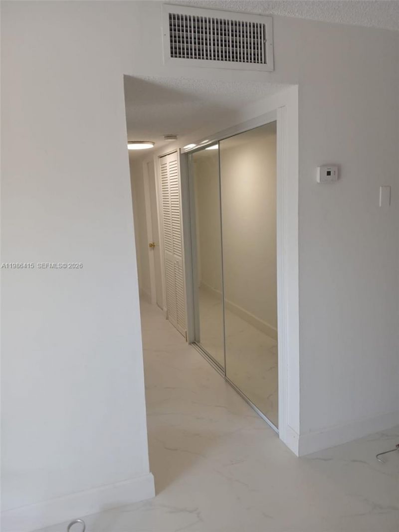8405 NW 8th St, Unit 311, Miami, FL 33126 Photo