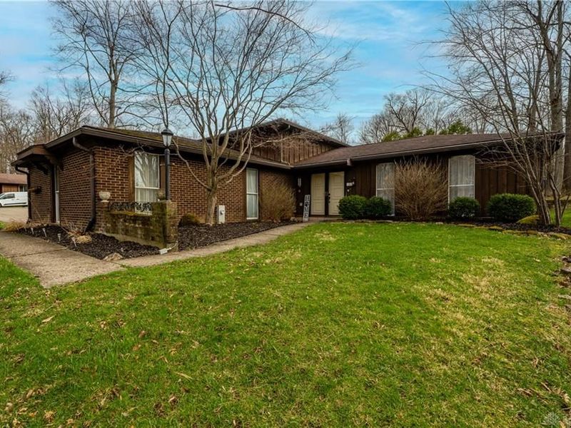 1412 Devoe Drive, Beavercreek, OH 45434 Photo 1