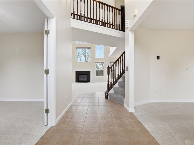 242 County Down Lane, Loveland, OH 45140 Photo 4