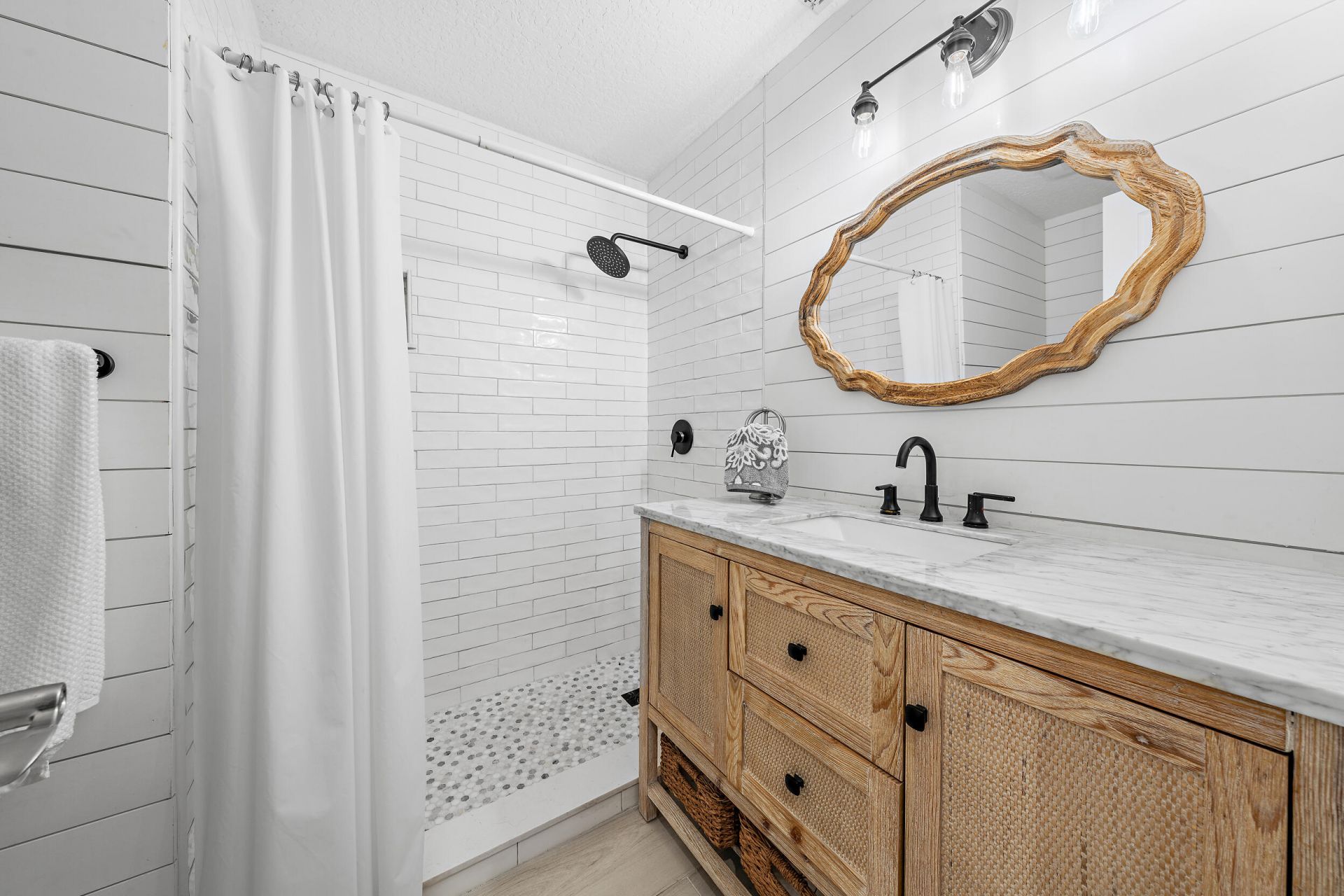 27 Grand Bay Circle, Juno Beach, FL 33408 Photo