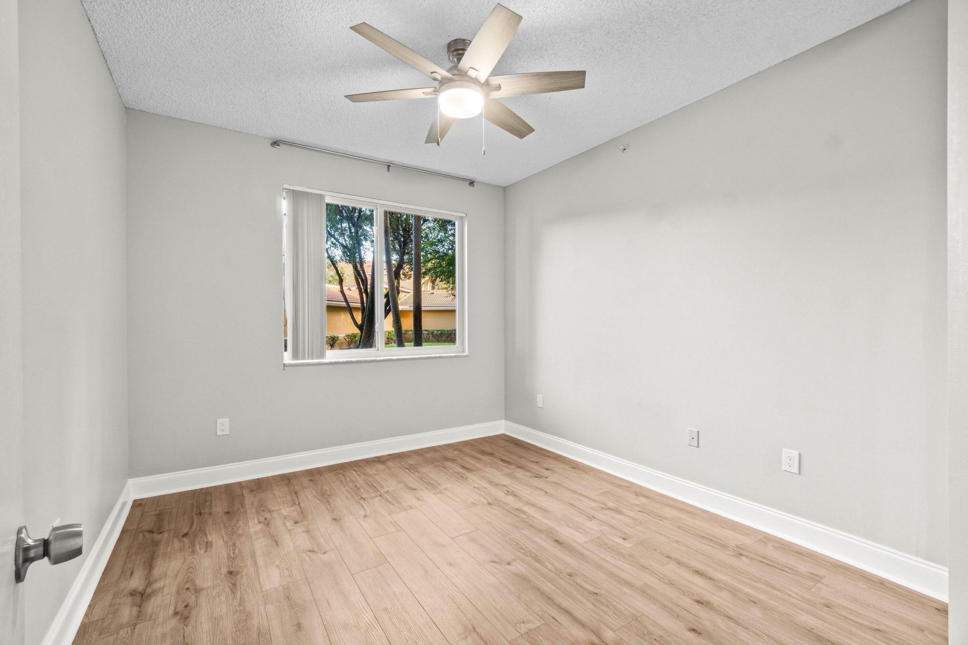 1000 Scotia Drive, Unit 105, Hypoluxo, FL 33462 Photo