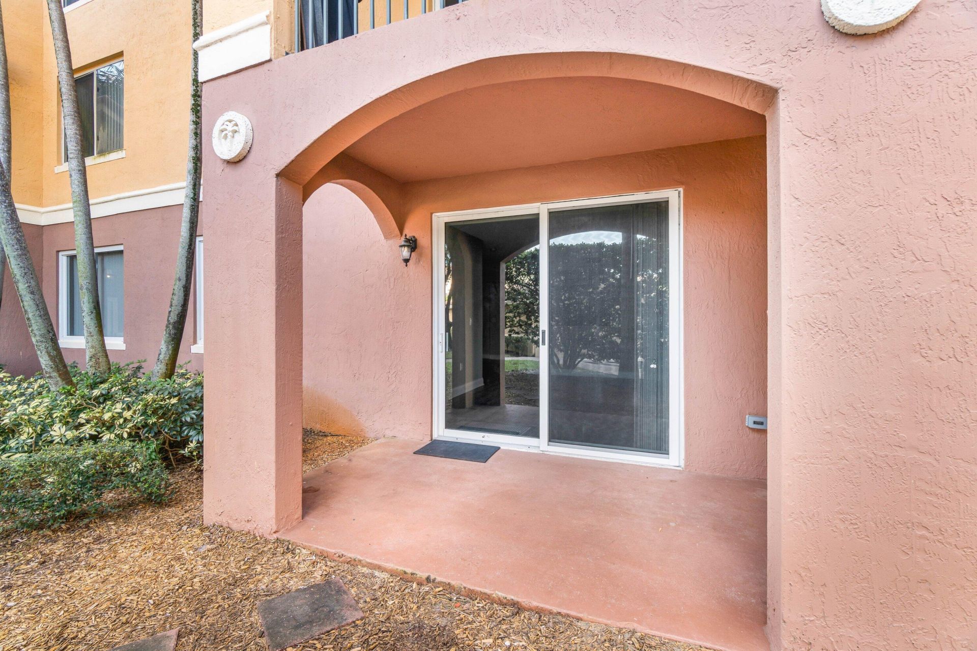 1000 Scotia Drive, Unit 105, Hypoluxo, FL 33462 Photo