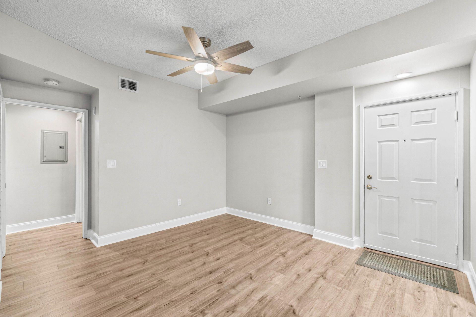 1000 Scotia Drive, Unit 105, Hypoluxo, FL 33462 Photo