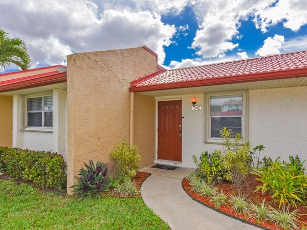 342 Lake Evelyn Drive, West Palm Beach, FL 33411