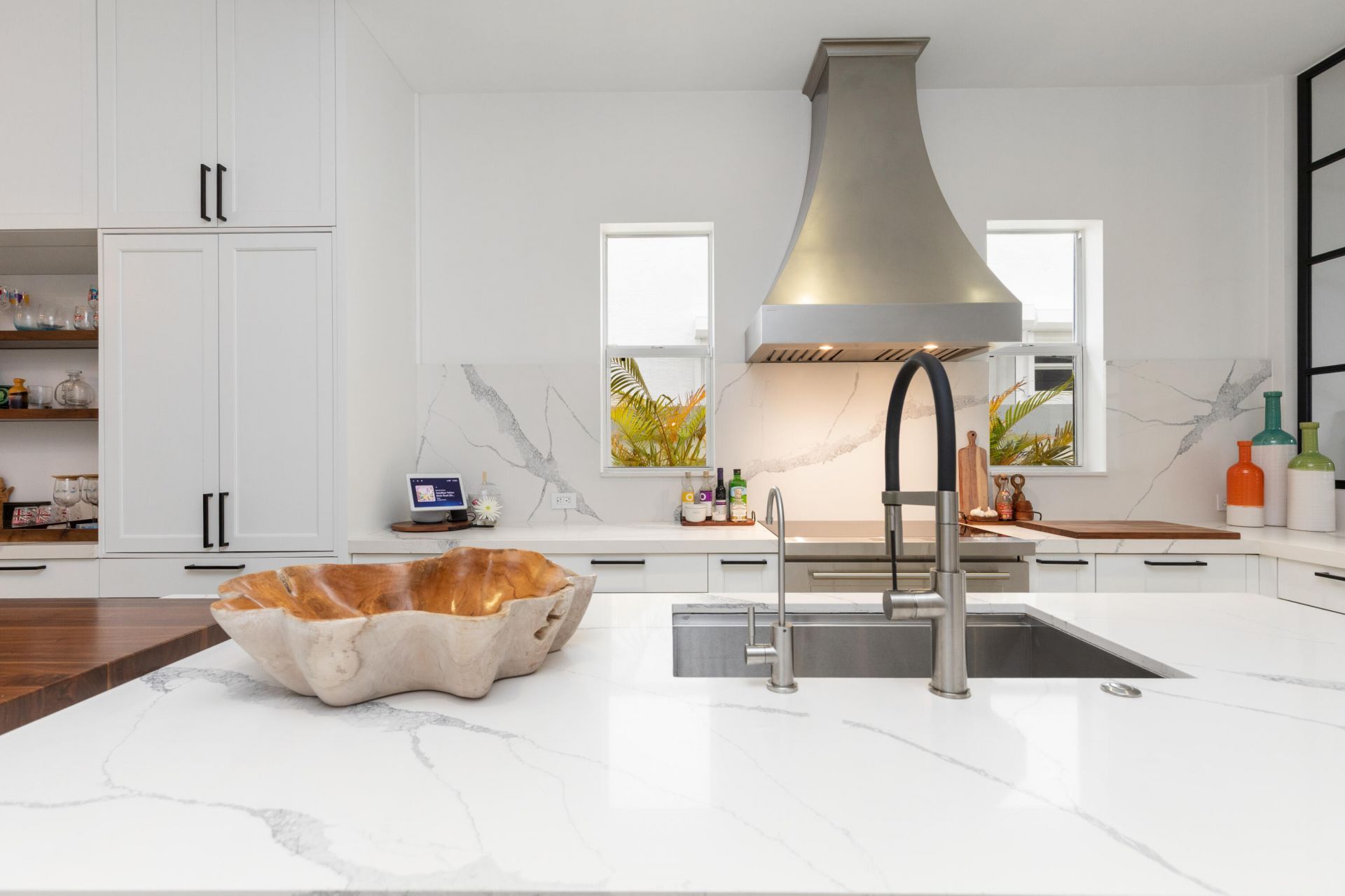 24 Grand Bay Estates Circle, Key Biscayne, FL 33149 Photo