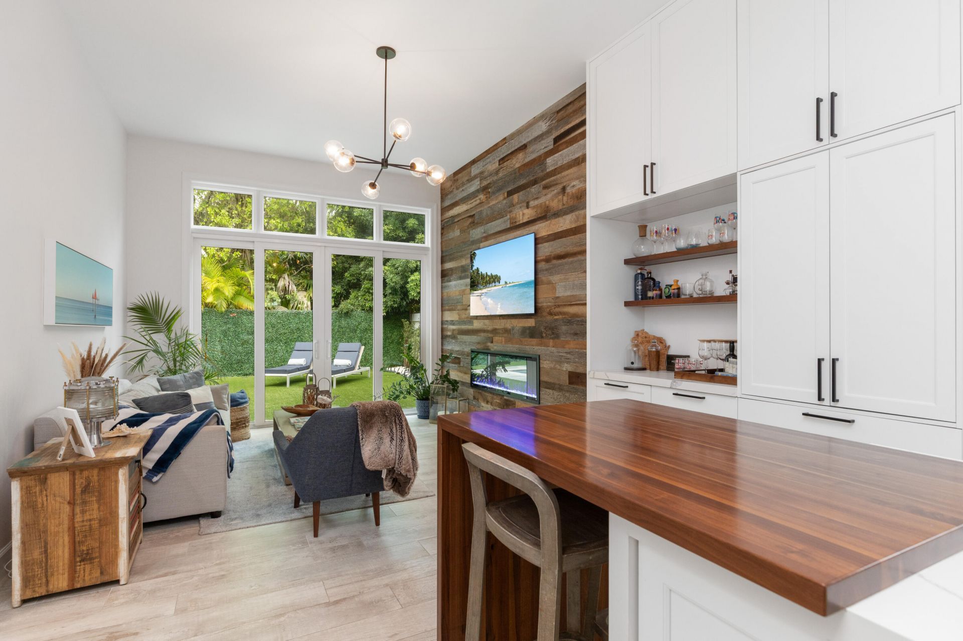 24 Grand Bay Estates Circle, Key Biscayne, FL 33149 Photo