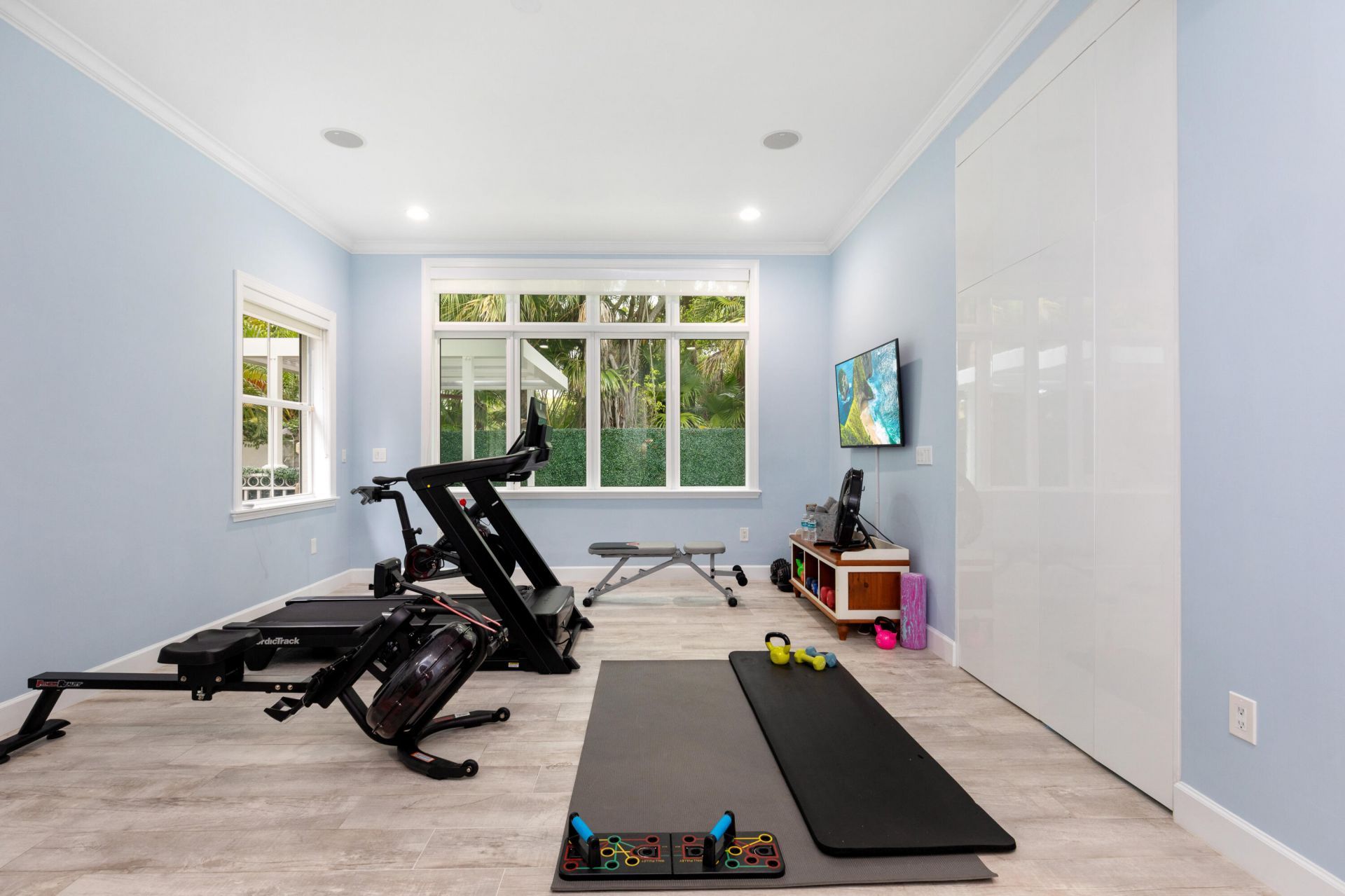 24 Grand Bay Estates Circle, Key Biscayne, FL 33149 Photo