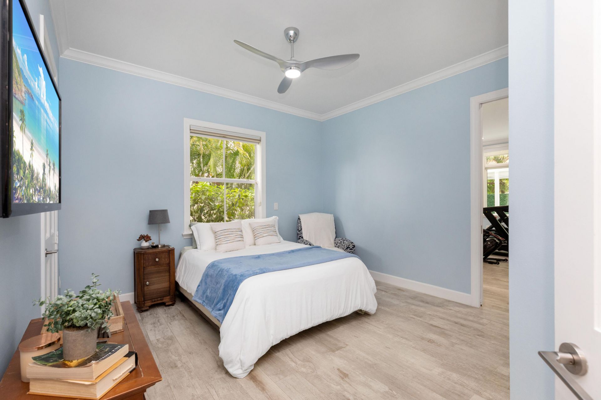 24 Grand Bay Estates Circle, Key Biscayne, FL 33149 Photo