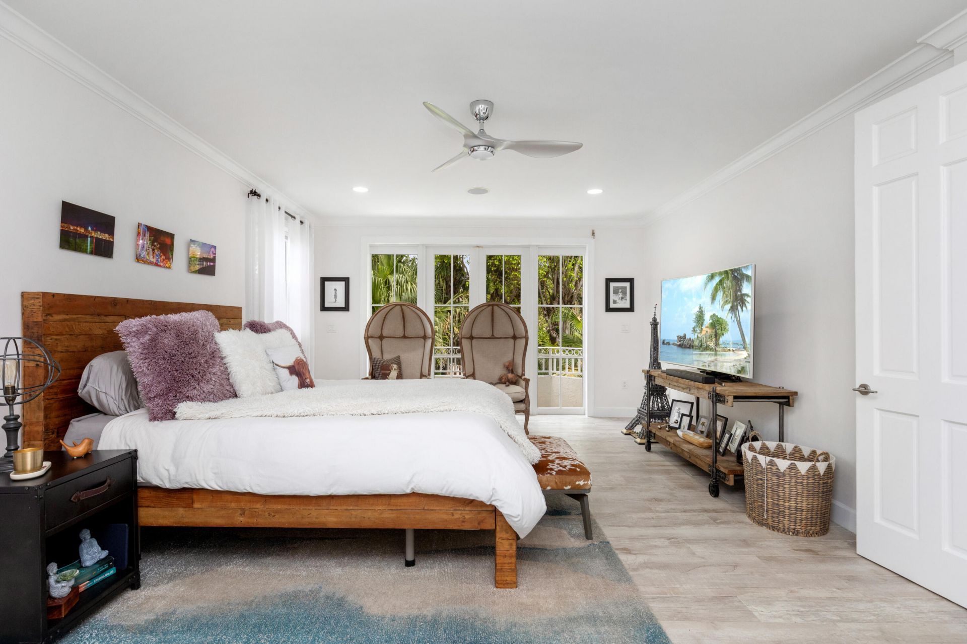 24 Grand Bay Estates Circle, Key Biscayne, FL 33149 Photo