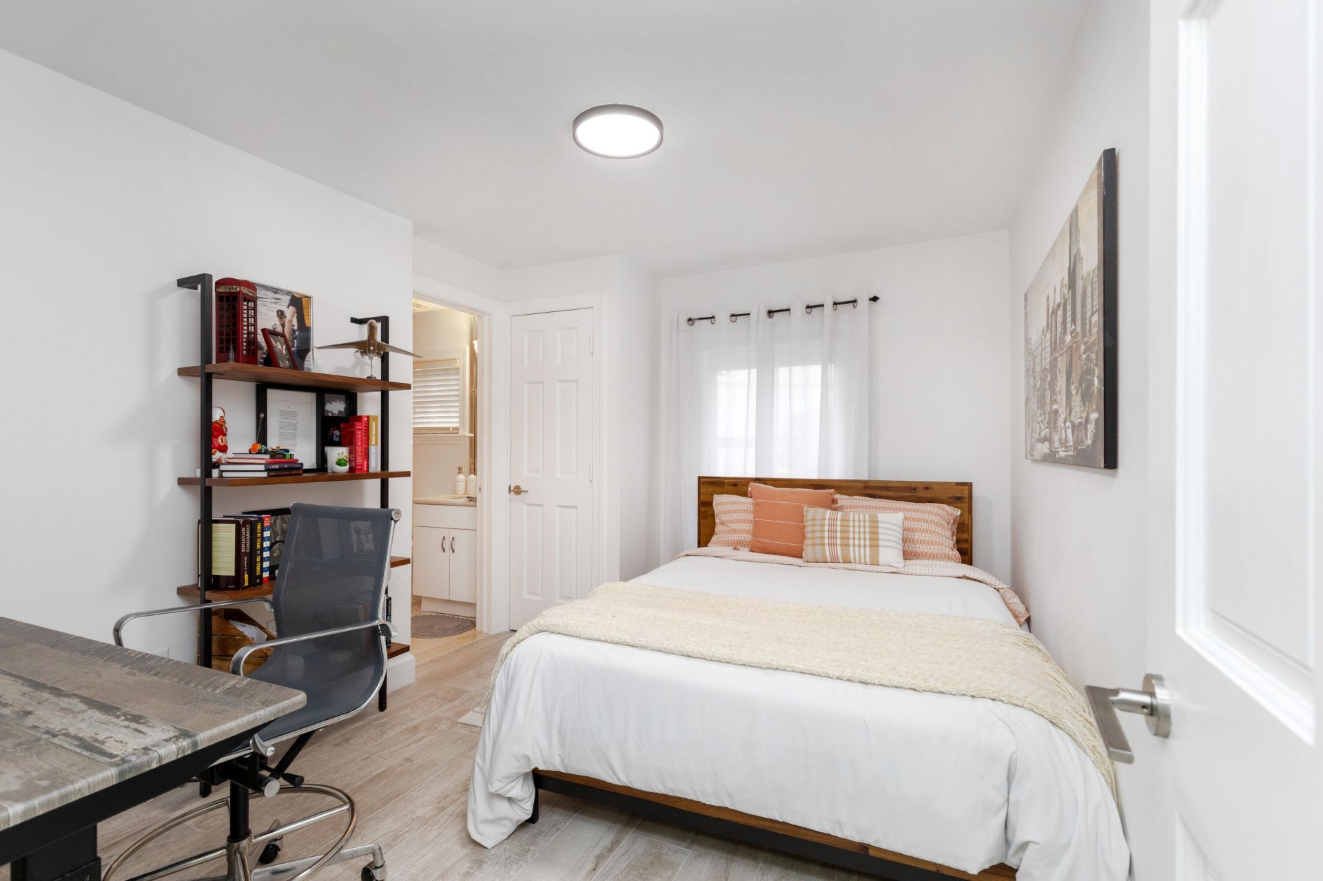 24 Grand Bay Estates Circle, Key Biscayne, FL 33149 Photo