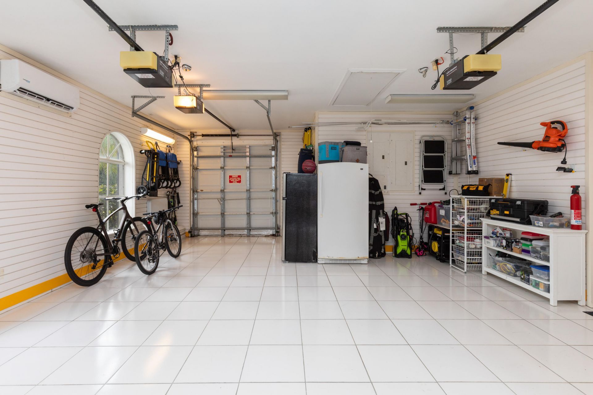 24 Grand Bay Estates Circle, Key Biscayne, FL 33149 Photo