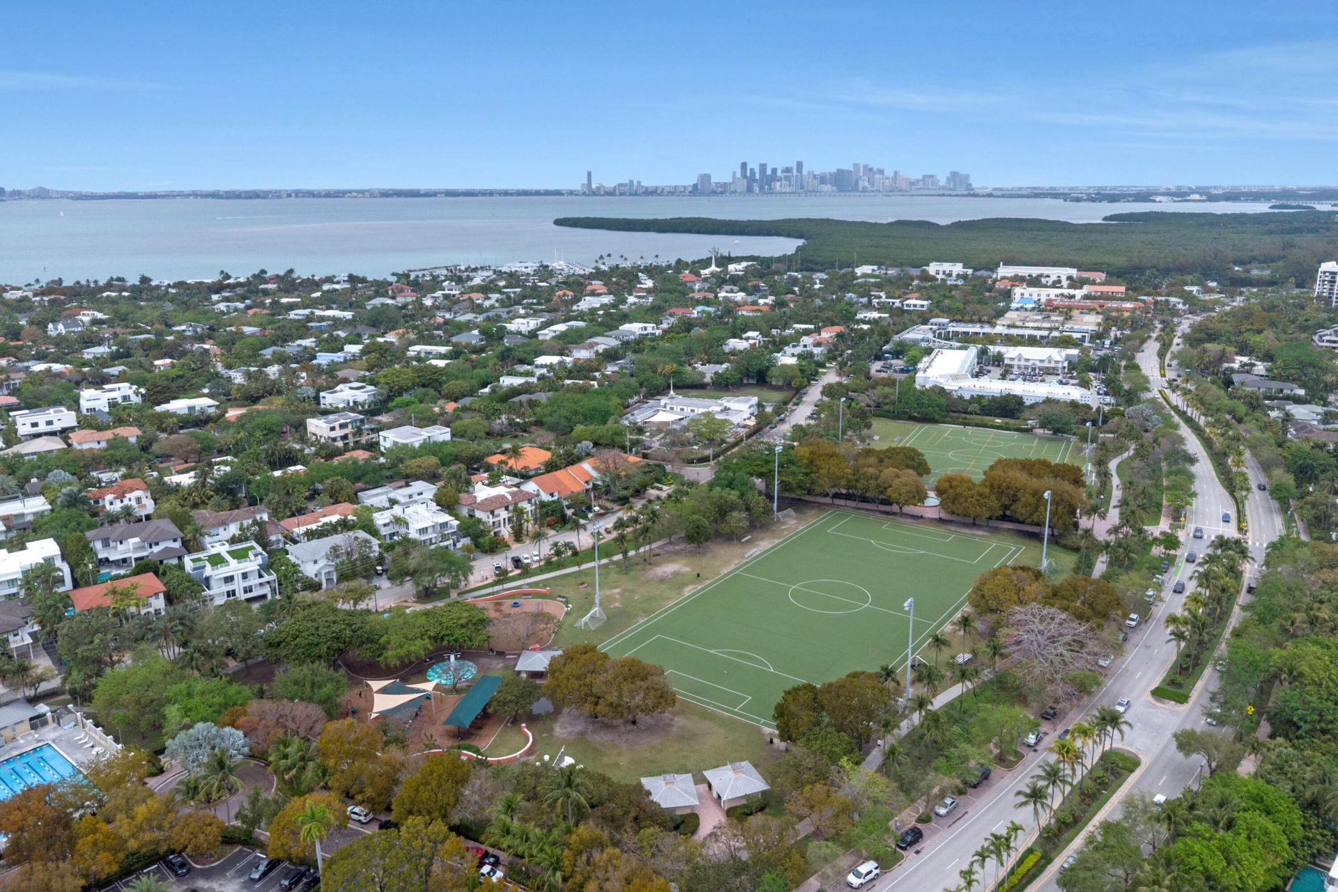 24 Grand Bay Estates Circle, Key Biscayne, FL 33149 Photo