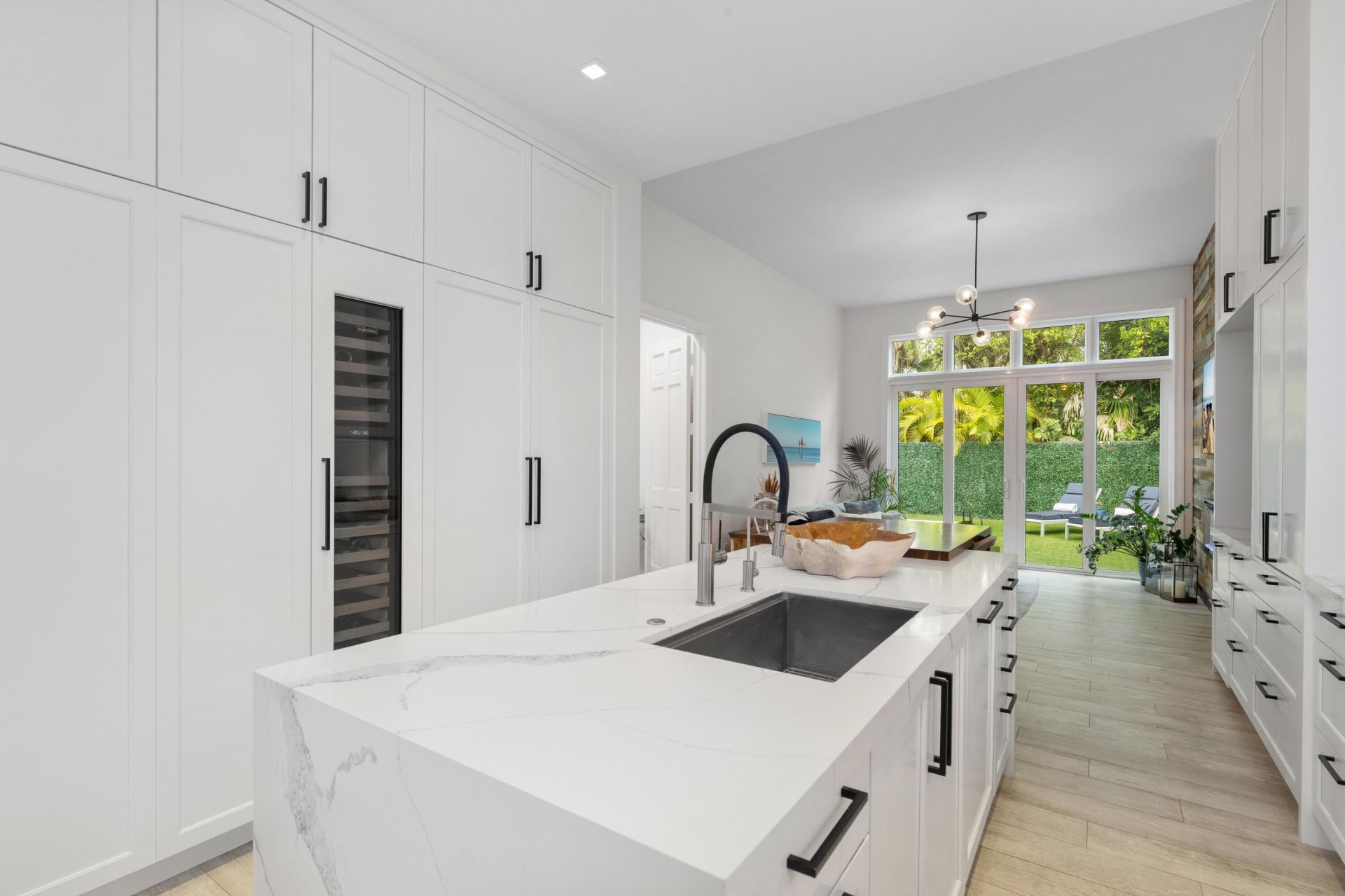 24 Grand Bay Estates Circle, Key Biscayne, FL 33149 Photo