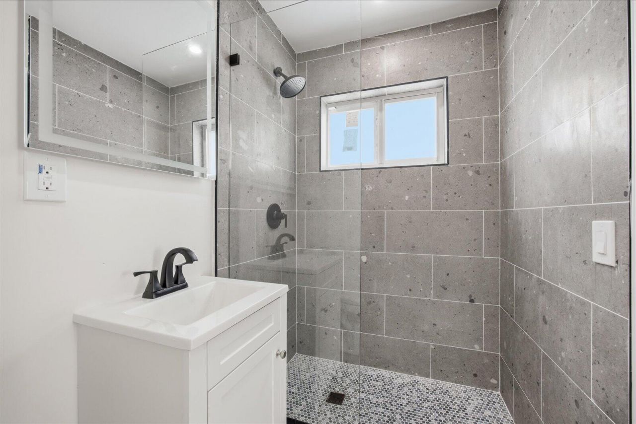 737 W Ilex Drive, West Palm Beach, FL 33403 Photo