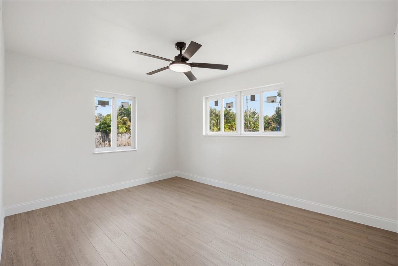 737 W Ilex Drive, West Palm Beach, FL 33403 Photo