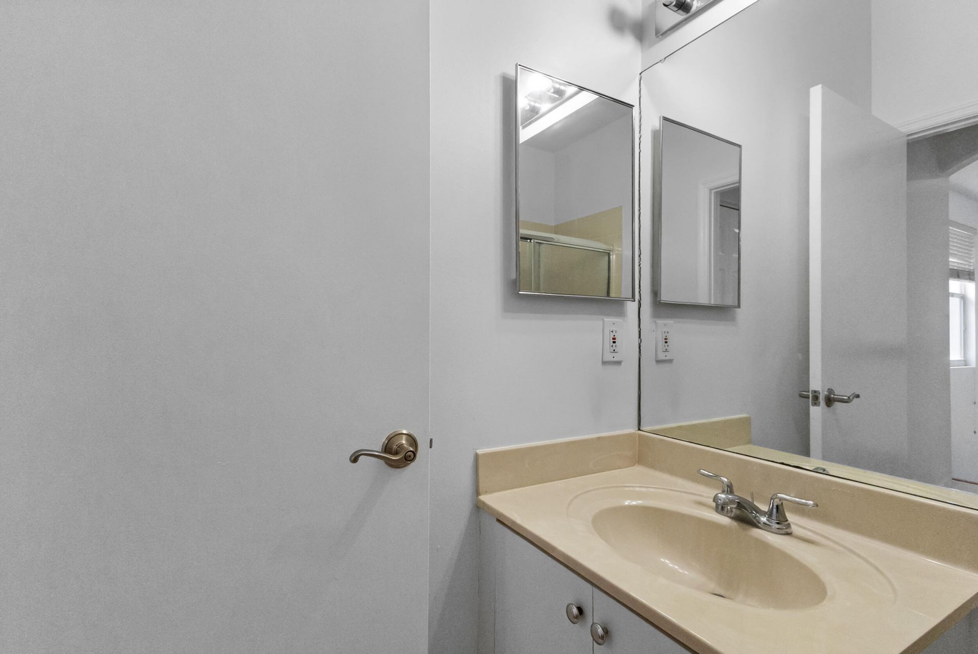 3768 SW 50th Court, Hollywood, FL 33312 Photo