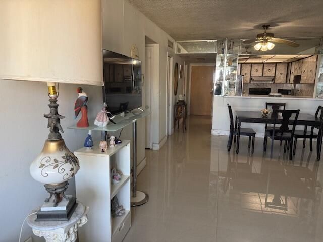 5050 NW 7th Street, Unit 701, Miami, FL 33126 Photo