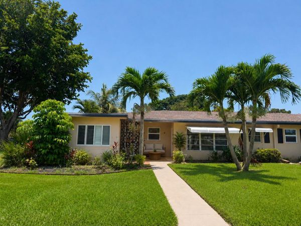 1052 North Drive, Unit B, Delray Beach, FL 33445